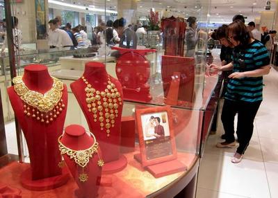 北京黃金飾品銷量激增30%，5月旺季菜百等金店銷售火爆